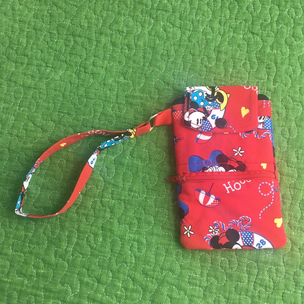 Handsewn Minnie Disney wallet clutch wristlet